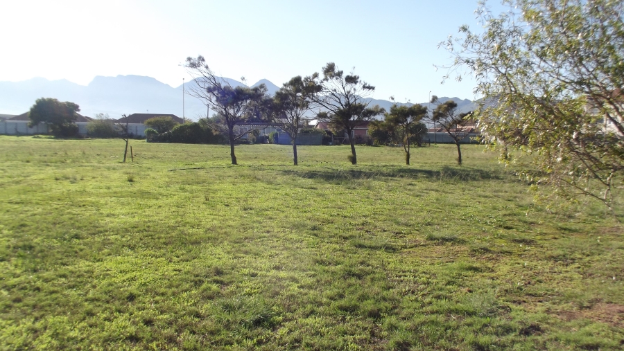 0 Bedroom Property for Sale in Whispering Pines Western Cape